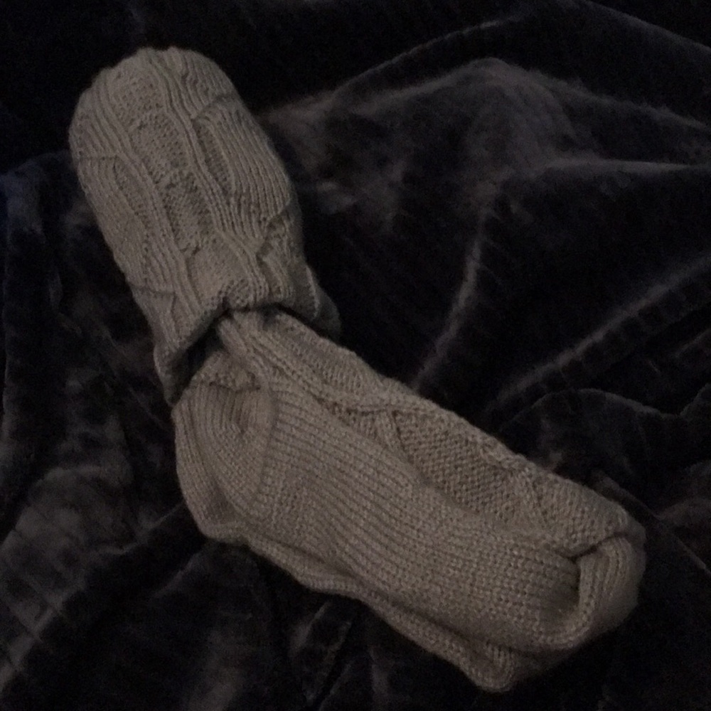 Knee high women’s socks
